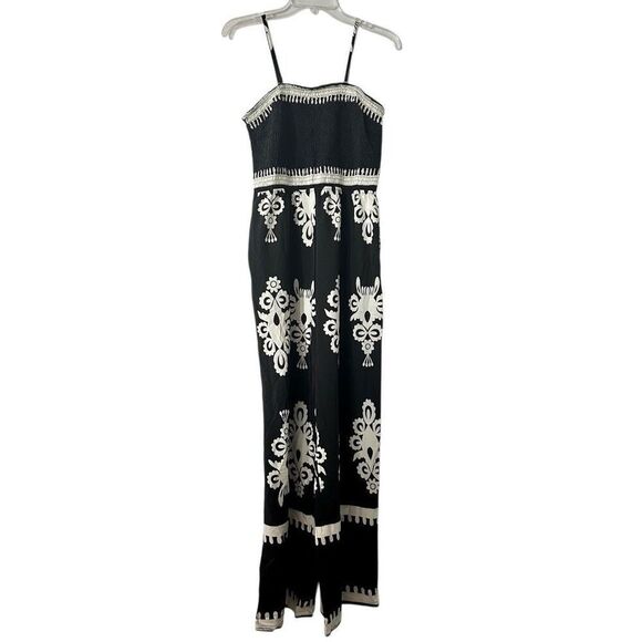 Pretty Garden Sleeveless Smocked Printed Wide Leg Black White Jumpsuit Sz Medium - Picture 1 of 6
